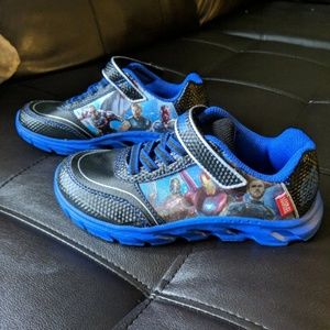 Boys Avengers sneakers